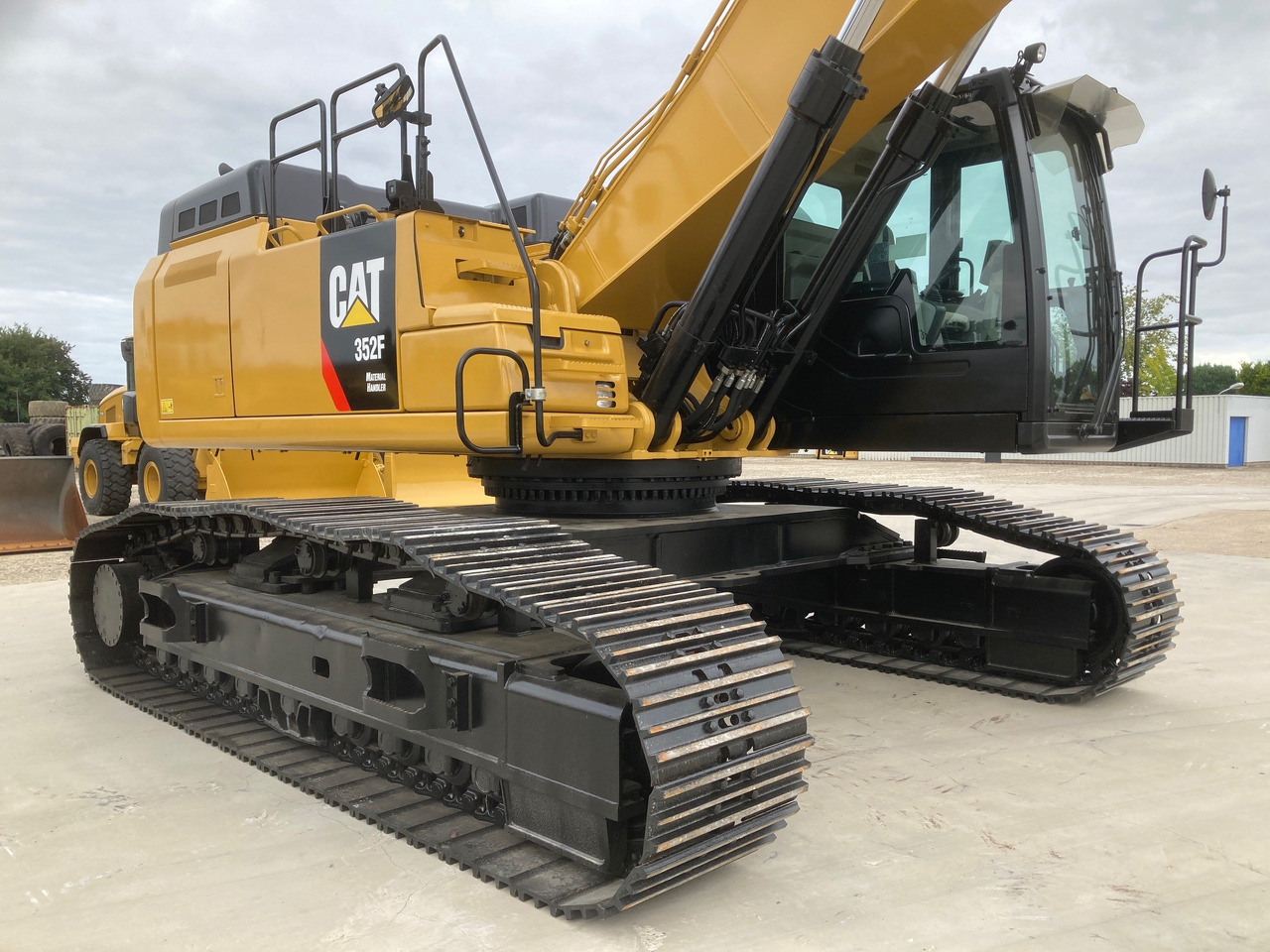 CATERPILLAR 352F Material Handler - Umschlagbagger: das Bild 5 CATERPILLAR 352F Material Handler - Umschlagbagger: das Bild 5
