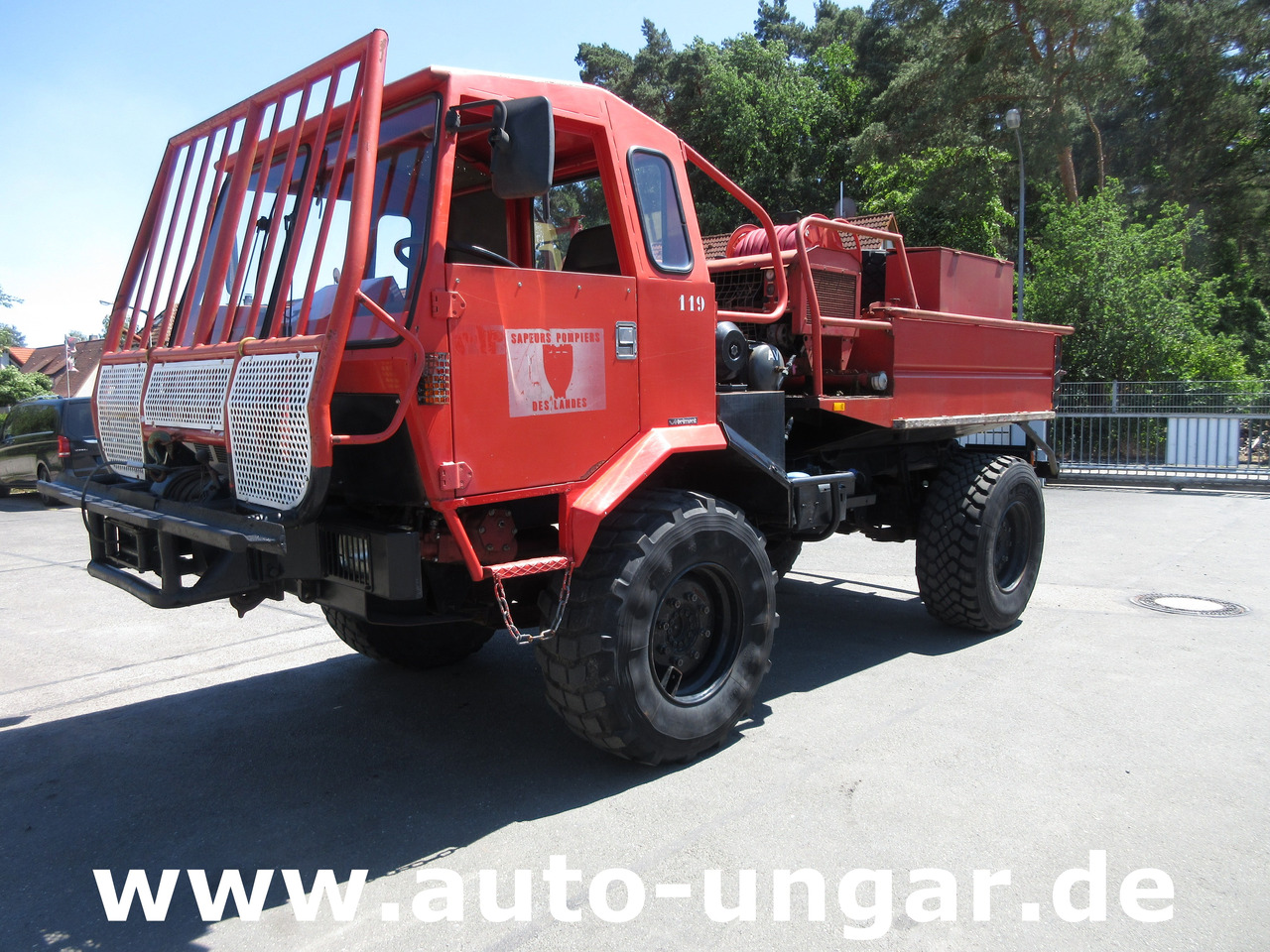 BRIMONT PM ETR Feuerwehr 4x4x4 AHK verwindbarer Rahmen Off-Road Winde Kriechgang - Feuerwehrfahrzeug: das Bild 3 BRIMONT PM ETR Feuerwehr 4x4x4 AHK verwindbarer Rahmen Off-Road Winde Kriechgang - Feuerwehrfahrzeug: das Bild 3