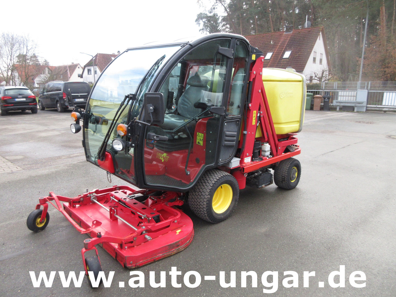 Gianni Ferrari Turbo 4 T Cruiser Großflächenmäher 4x4 mit Hochentleerung Bj. 2015 - Kommunaltraktor: das Bild 3 Gianni Ferrari Turbo 4 T Cruiser Großflächenmäher 4x4 mit Hochentleerung Bj. 2015 - Kommunaltraktor: das Bild 3