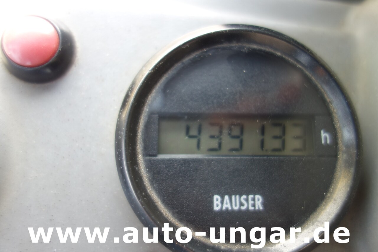 Kehrmaschine Hako CityMaster CM 1250 Baujahr 2014 Kehrmaschine 4x4: das Bild 15