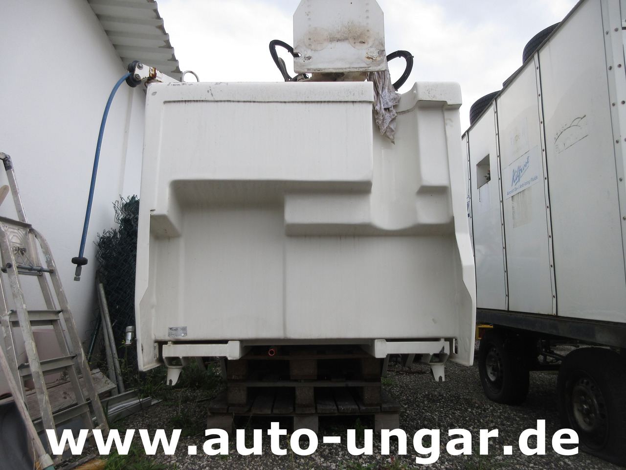 Kommunal-/ Sonderfahrzeug CMAR NC300 Schwemmaufbau Laveuse Bj. 2014 für Multicar Tremo Hochdruck: das Bild 14 Kommunal-/ Sonderfahrzeug CMAR NC300 Schwemmaufbau Laveuse Bj. 2014 für Multicar Tremo Hochdruck: das Bild 14