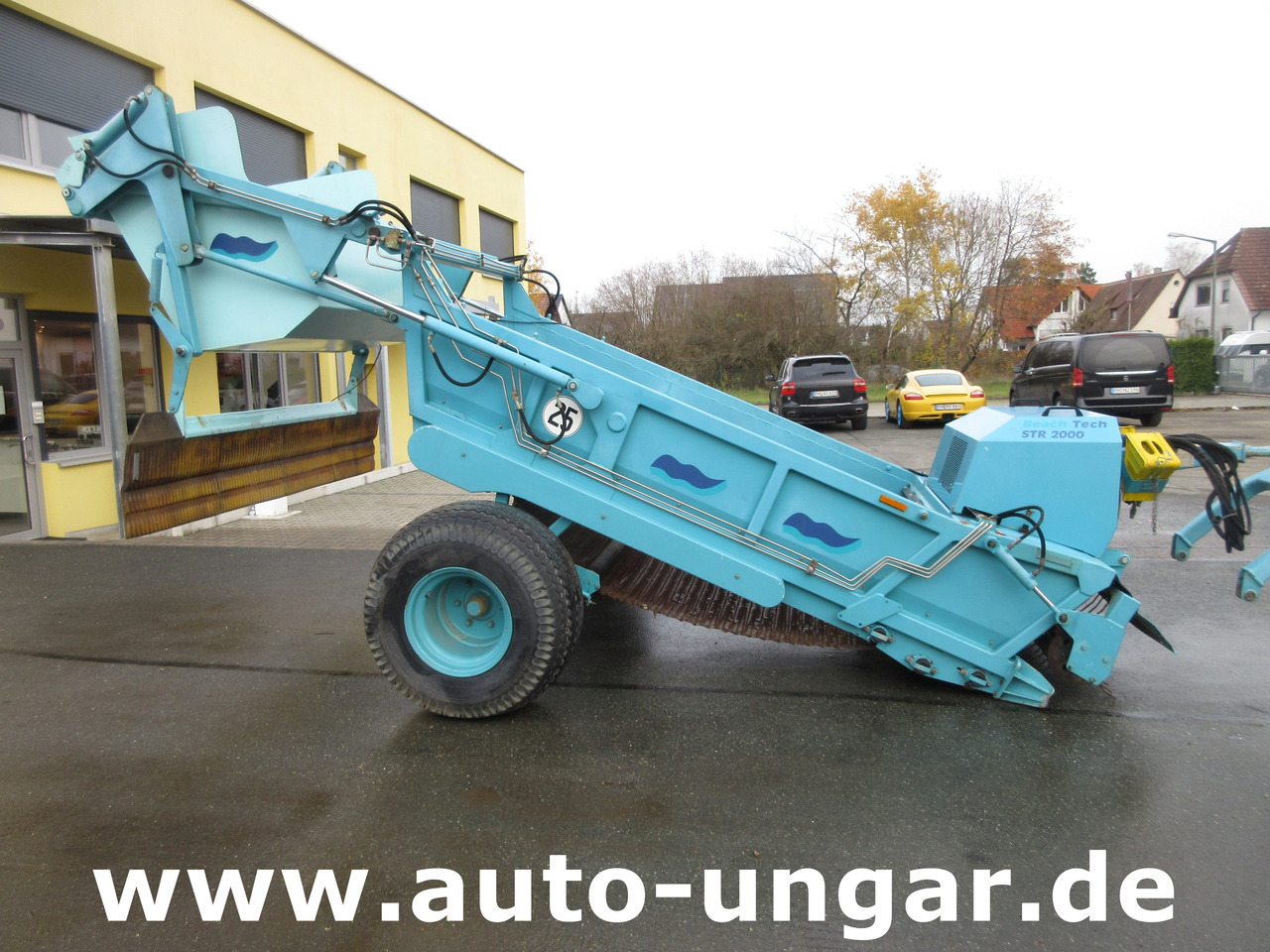 Kässbohrer BeachTech STR 2000 Cribleuse de Plage BeachCleaner Strandreiniger عمال تنظيف الشاطئ - Kommunal-/ Sonderfahrzeug: das Bild 4 Kässbohrer BeachTech STR 2000 Cribleuse de Plage BeachCleaner Strandreiniger عمال تنظيف الشاطئ - Kommunal-/ Sonderfahrzeug: das Bild 4