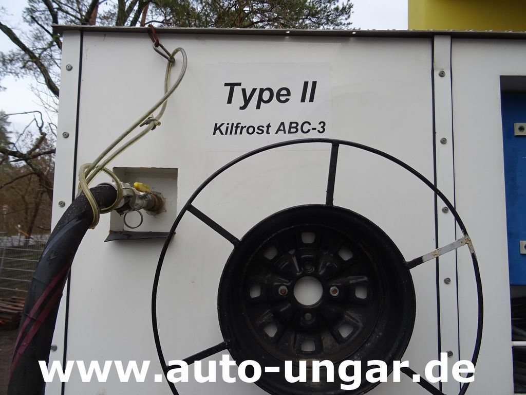 Kunz Aircraft De-Icer Anti-Icer 1200E GSE - Flugzeugenteiser: das Bild 2 Kunz Aircraft De-Icer Anti-Icer 1200E GSE - Flugzeugenteiser: das Bild 2