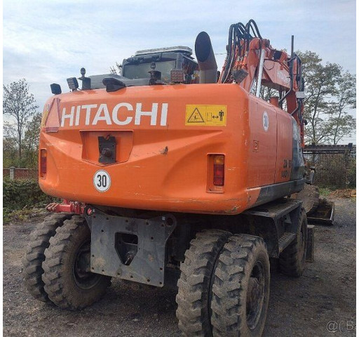 Hitachi Zaxis 140W-5B - Mobilbagger: das Bild 3 Hitachi Zaxis 140W-5B - Mobilbagger: das Bild 3