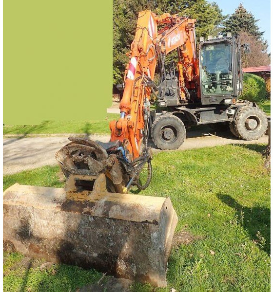 Hitachi Zaxis 140W-5B - Mobilbagger: das Bild 4 Hitachi Zaxis 140W-5B - Mobilbagger: das Bild 4