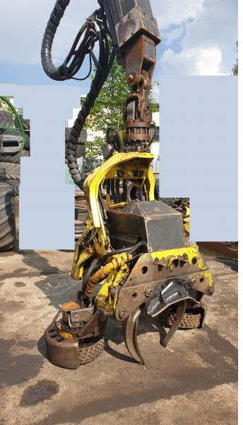 John Deere 1270E 6W - Harvester: das Bild 4 John Deere 1270E 6W - Harvester: das Bild 4