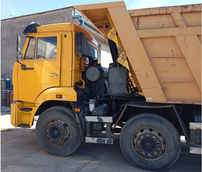 Kamaz 8x4 dumper 17m3 - Kipper: das Bild 4 Kamaz 8x4 dumper 17m3 - Kipper: das Bild 4