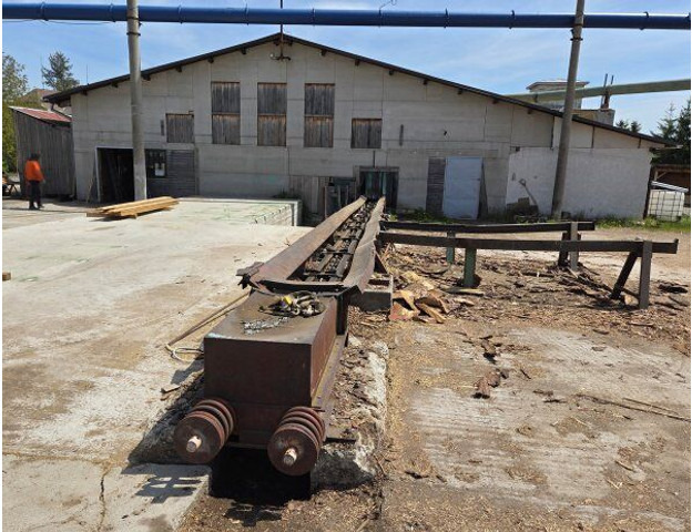 Královopolská G710 + G560 - Holzbearbeitungsmaschine: das Bild 3 Královopolská G710 + G560 - Holzbearbeitungsmaschine: das Bild 3