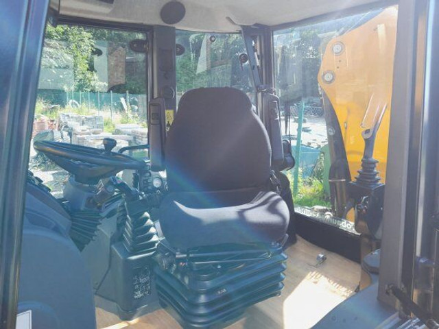 Mecalac TLB 990 - Baggerlader: das Bild 3 Mecalac TLB 990 - Baggerlader: das Bild 3