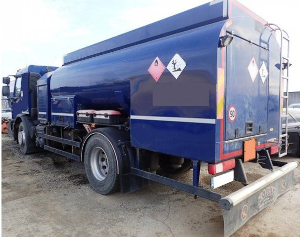Renault 19.5t +8m3 (5+3) Kobit - Tankwagen: das Bild 3 Renault 19.5t +8m3 (5+3) Kobit - Tankwagen: das Bild 3