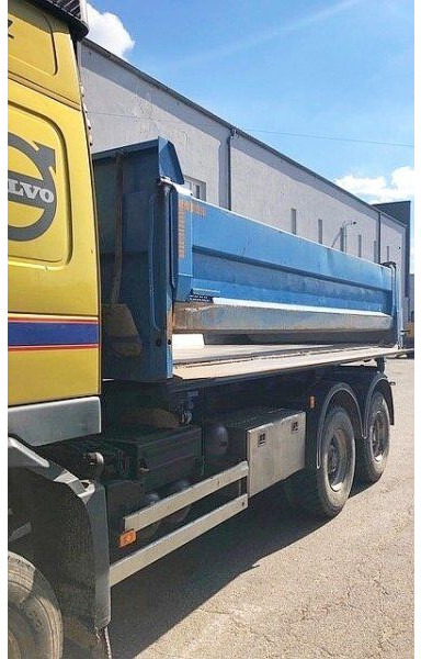 Volvo 6x6 FM12.440 (34t) - Kipper: das Bild 3 Volvo 6x6 FM12.440 (34t) - Kipper: das Bild 3