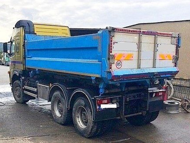Volvo 6x6 FM12.440 (34t) - Kipper: das Bild 2 Volvo 6x6 FM12.440 (34t) - Kipper: das Bild 2