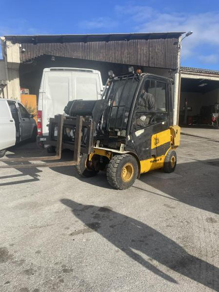 JCB TLT30D - Dieselstapler: das Bild 2 JCB TLT30D - Dieselstapler: das Bild 2