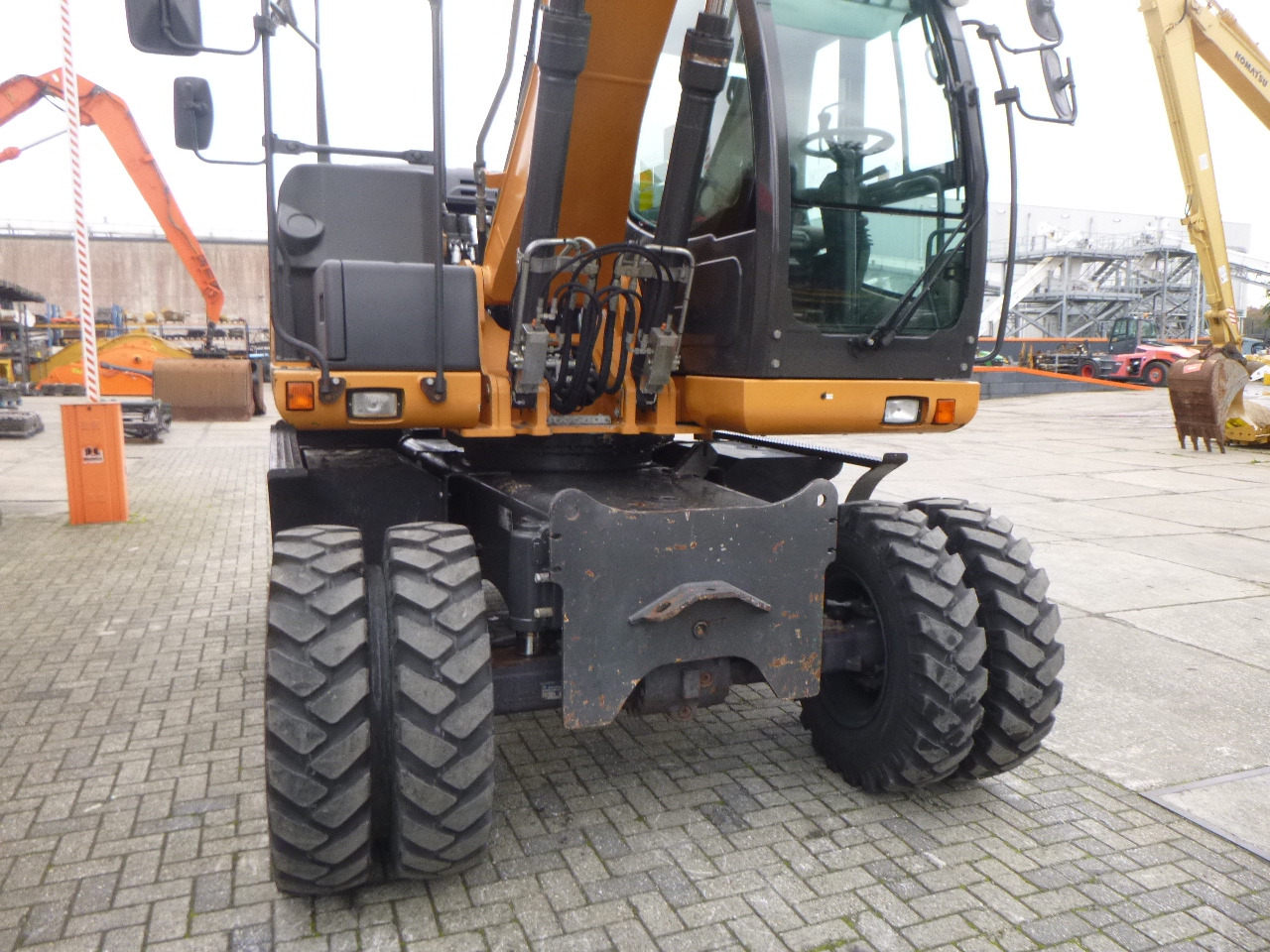 Mobilbagger CASE WX148: das Bild 7