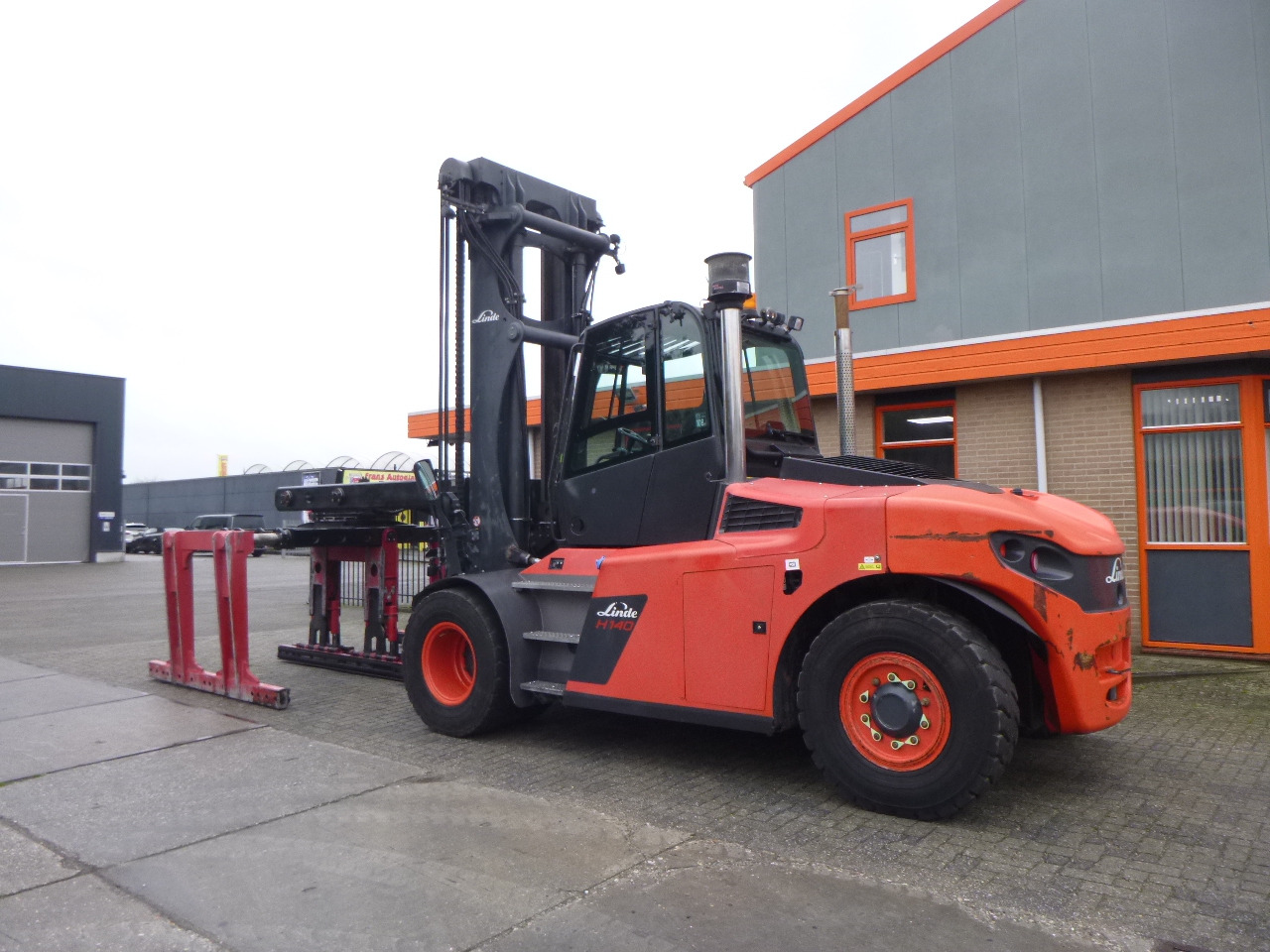 LINDE H140/1200-02 - Dieselstapler: das Bild 2 LINDE H140/1200-02 - Dieselstapler: das Bild 2