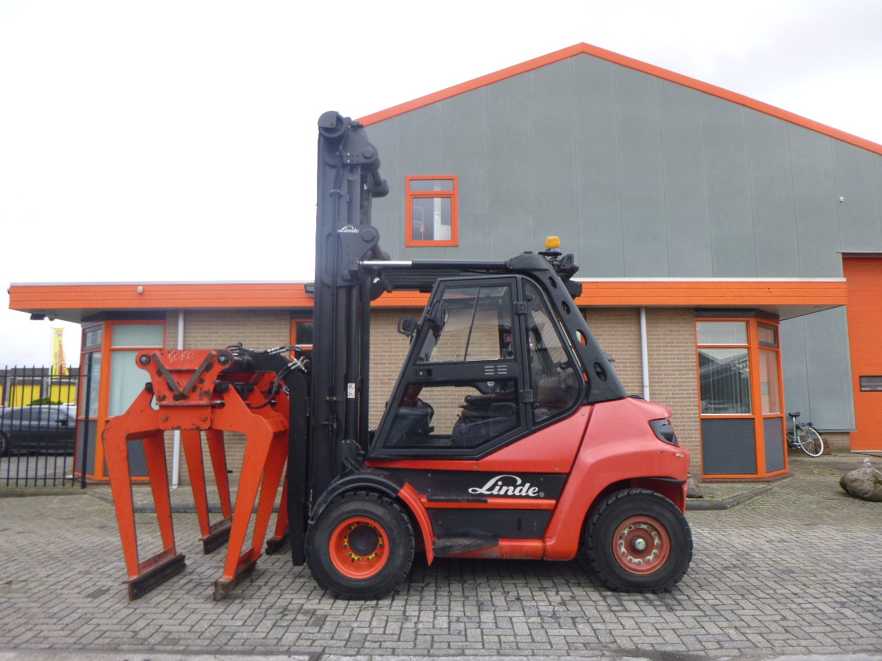 LINDE H70D-02 - Dieselstapler: das Bild 2 LINDE H70D-02 - Dieselstapler: das Bild 2