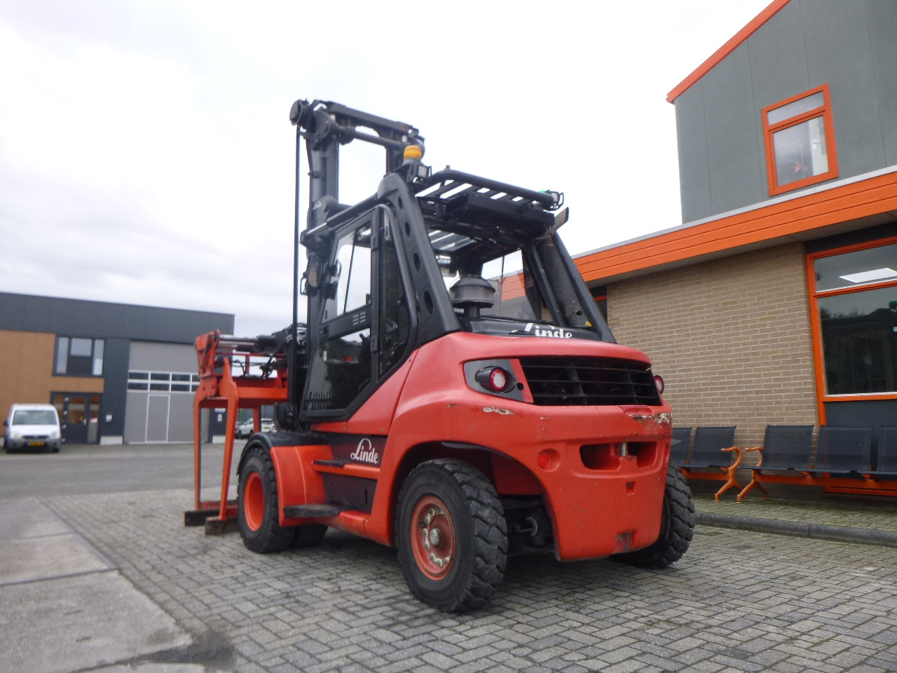 LINDE H70D-02 - Dieselstapler: das Bild 5 LINDE H70D-02 - Dieselstapler: das Bild 5
