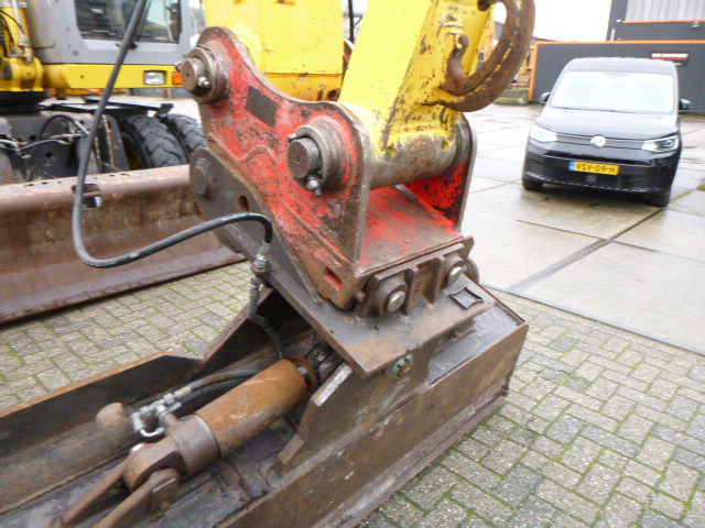 Mobilbagger NEW HOLLAND MH PLUS: das Bild 10