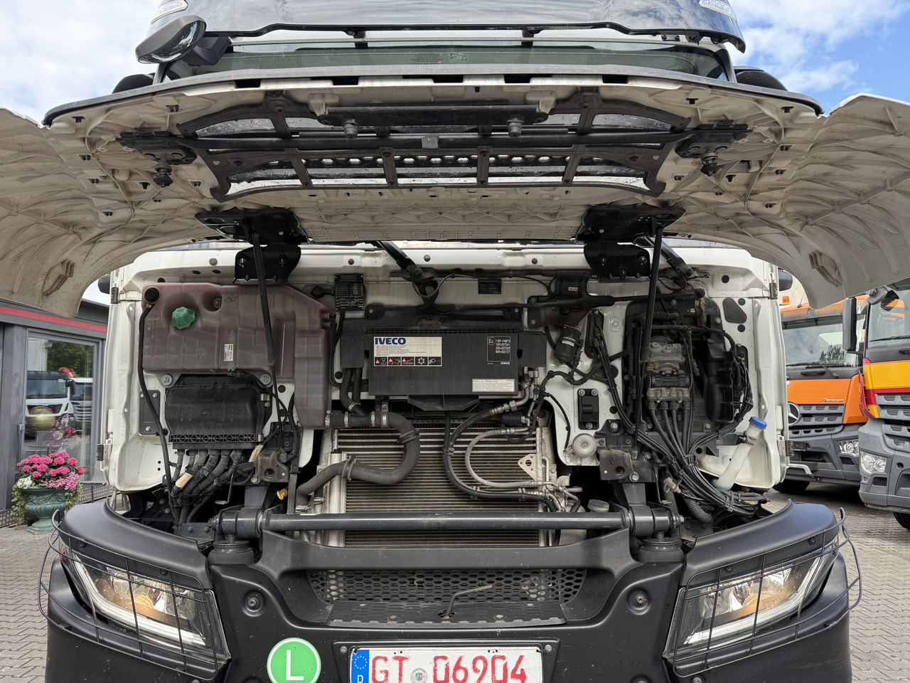 Iveco T-Way 510 / AT410T51 8X4 Meiller - Kipper: das Bild 5 Iveco T-Way 510 / AT410T51 8X4 Meiller - Kipper: das Bild 5