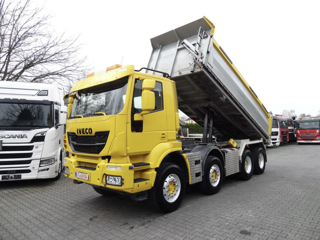 Iveco Trakker 450 8X4 Meiller - Kipper: das Bild 1 Iveco Trakker 450 8X4 Meiller - Kipper: das Bild 1