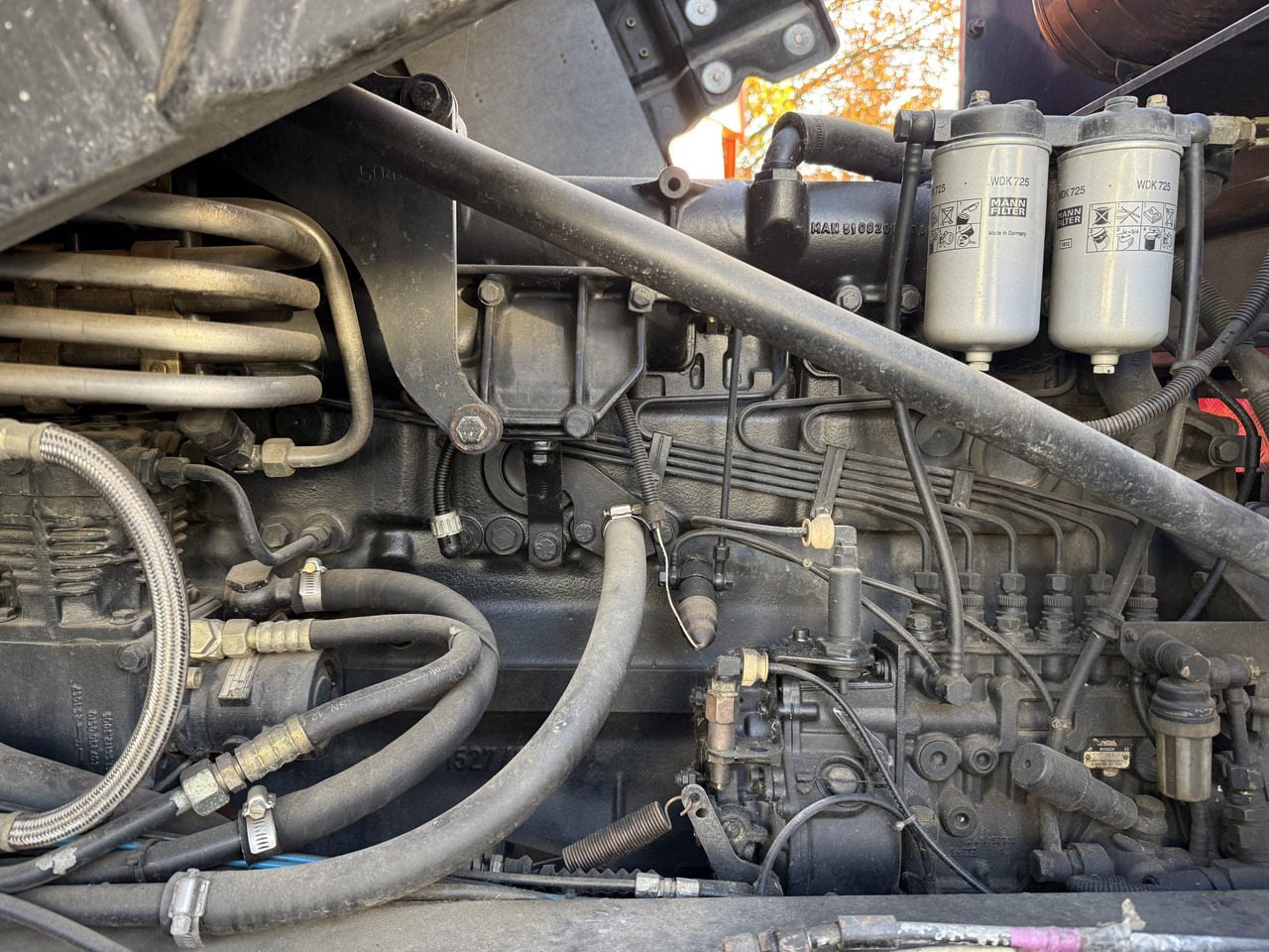 MAN F90 16.242 4X4 / Feuerwehr - Fahrgestell LKW: das Bild 4 MAN F90 16.242 4X4 / Feuerwehr - Fahrgestell LKW: das Bild 4