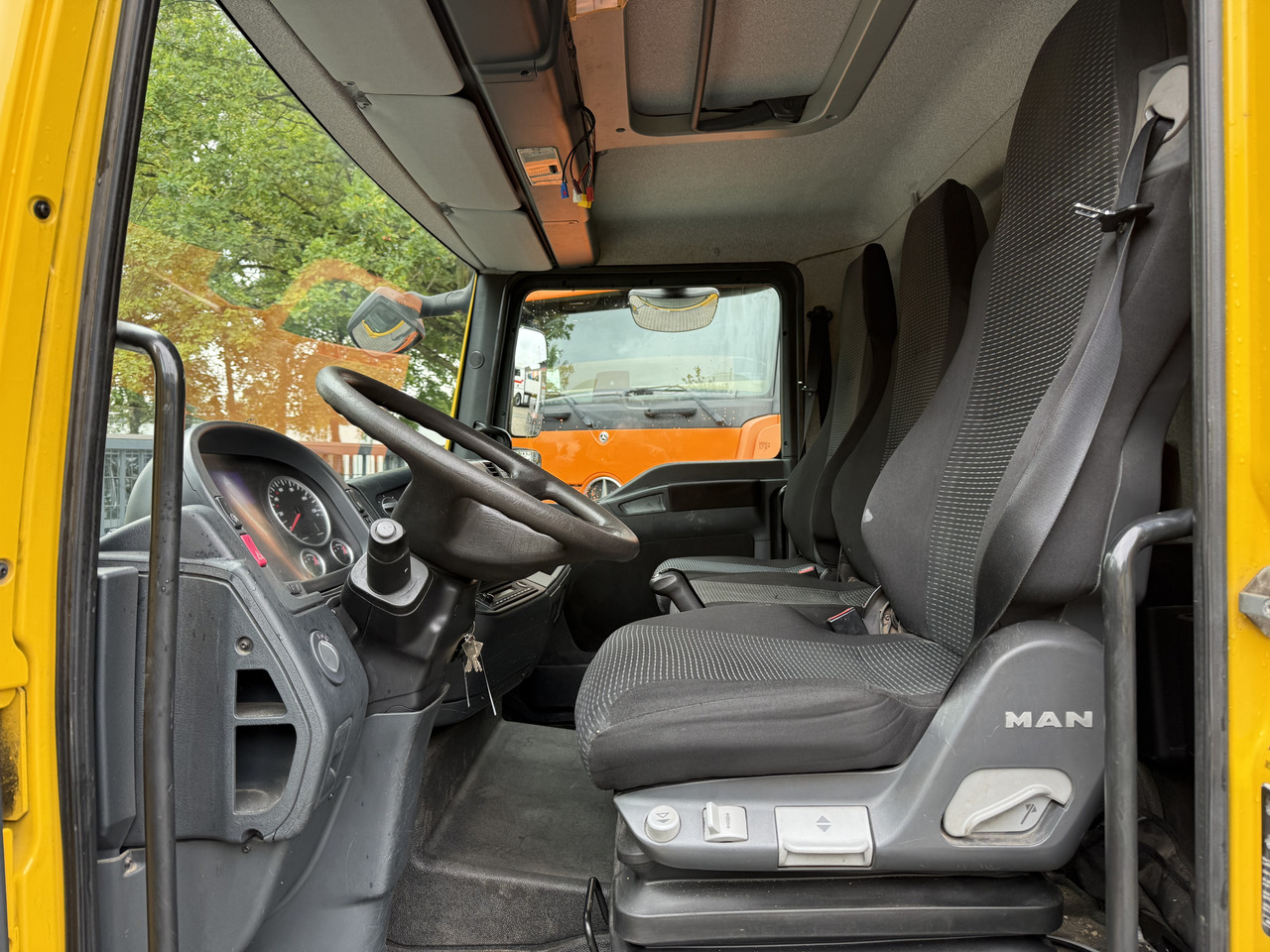 MAN TGL 8.180 BB - Pritsche LKW: das Bild 4 MAN TGL 8.180 BB - Pritsche LKW: das Bild 4