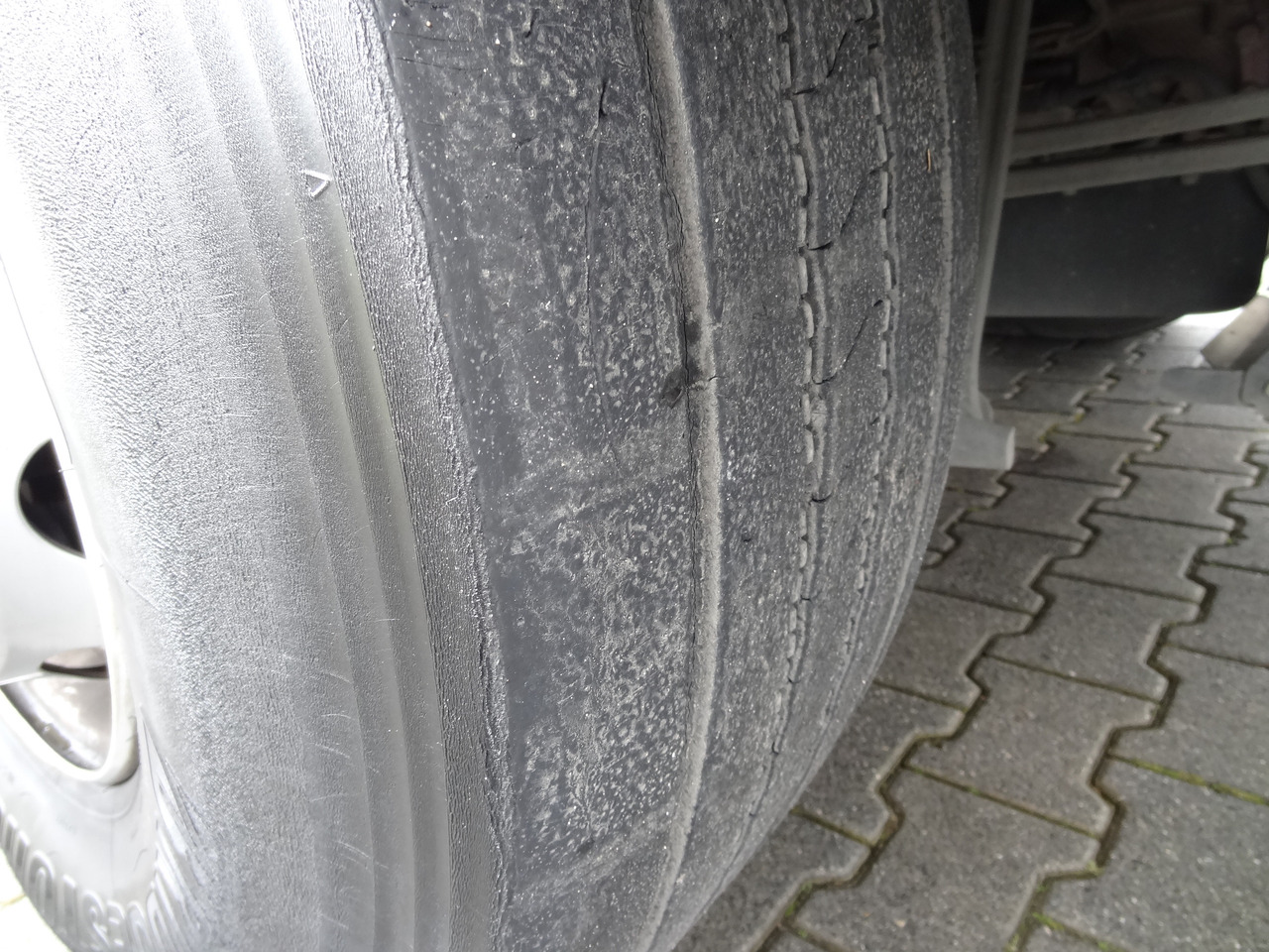 MAN TGS 26.320 6X4 BB mit Kran Fassi F175 - Pritsche LKW, Autokran: das Bild 4 MAN TGS 26.320 6X4 BB mit Kran Fassi F175 - Pritsche LKW, Autokran: das Bild 4