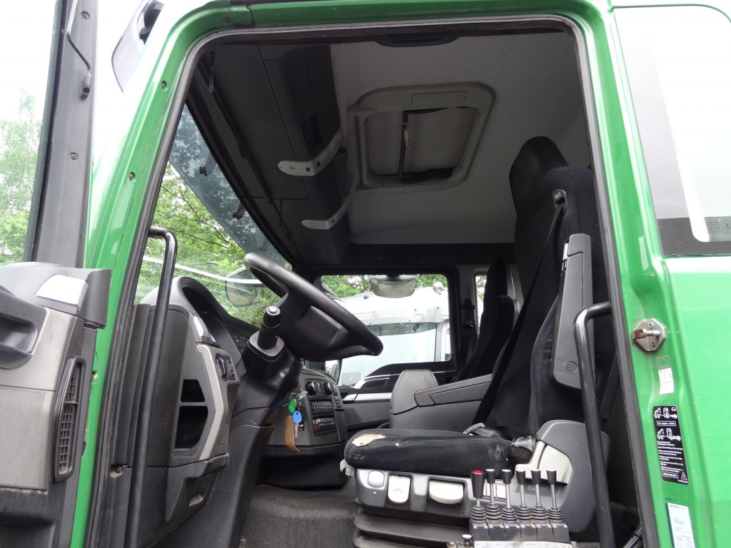 MAN TGS 35.440 8X4 BB VDL Haken - Abrollkipper: das Bild 4 MAN TGS 35.440 8X4 BB VDL Haken - Abrollkipper: das Bild 4