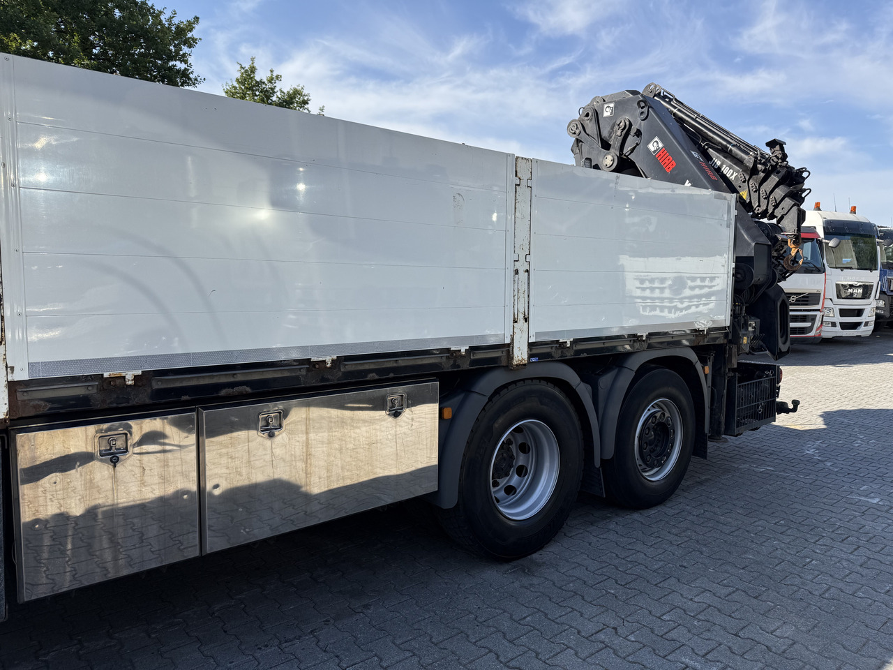 MAN TGX 26.480 6X2 Hiab 422 Bj 2017 bis 30 Meter - Autokran, Pritsche LKW: das Bild 4 MAN TGX 26.480 6X2 Hiab 422 Bj 2017 bis 30 Meter - Autokran, Pritsche LKW: das Bild 4