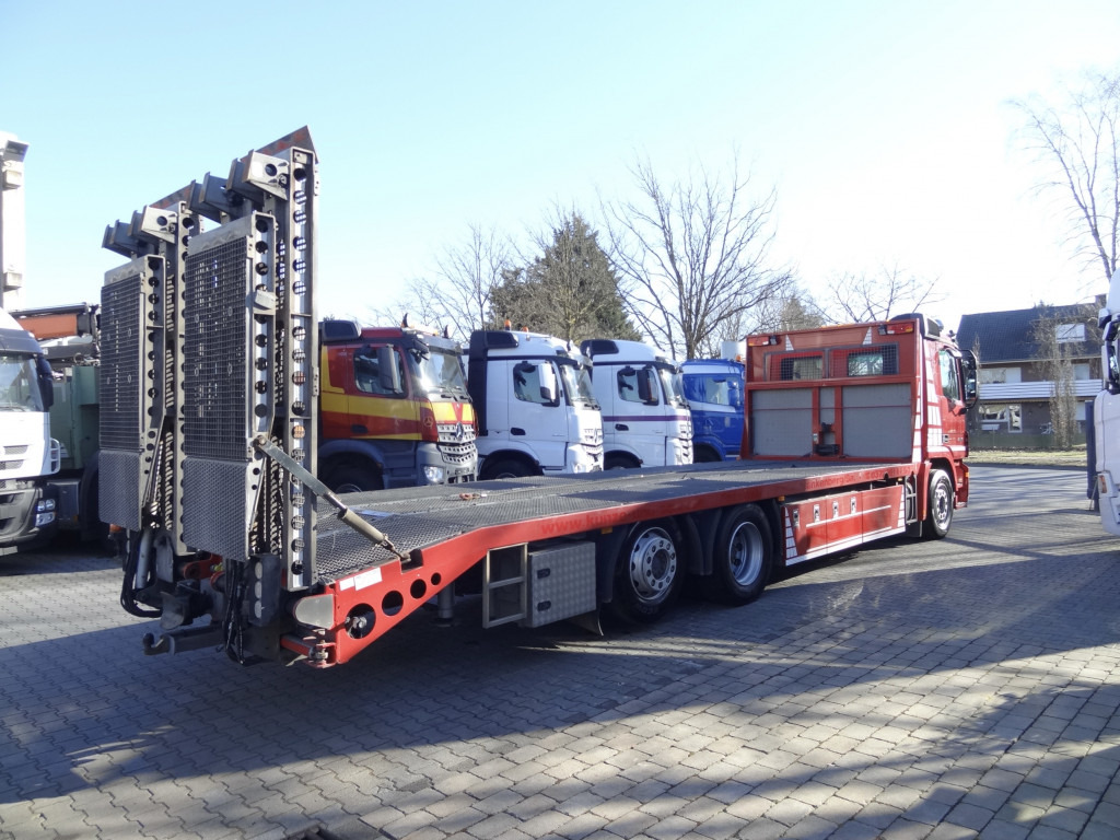 Abschleppwagen Mercedes-Benz Actros 2541 6X2 Maschinentransporter: das Bild 10