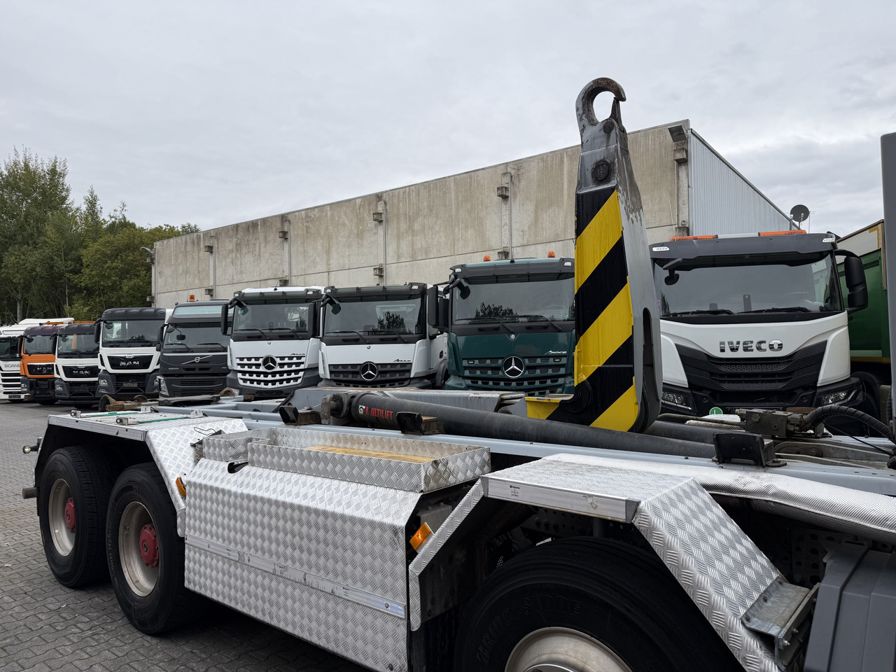 Mercedes-Benz Arocs 3245 K 8X4 Haken – Leasing Mercedes-Benz Arocs 3245 K 8X4 Haken: das Bild 15 Mercedes-Benz Arocs 3245 K 8X4 Haken – Leasing Mercedes-Benz Arocs 3245 K 8X4 Haken: das Bild 15