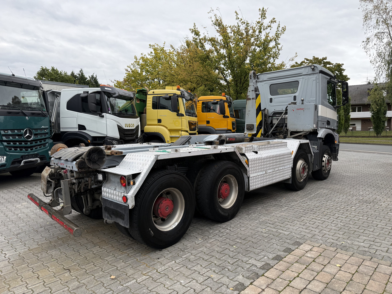 Mercedes-Benz Arocs 3245 K 8X4 Haken – Leasing Mercedes-Benz Arocs 3245 K 8X4 Haken: das Bild 14 Mercedes-Benz Arocs 3245 K 8X4 Haken – Leasing Mercedes-Benz Arocs 3245 K 8X4 Haken: das Bild 14