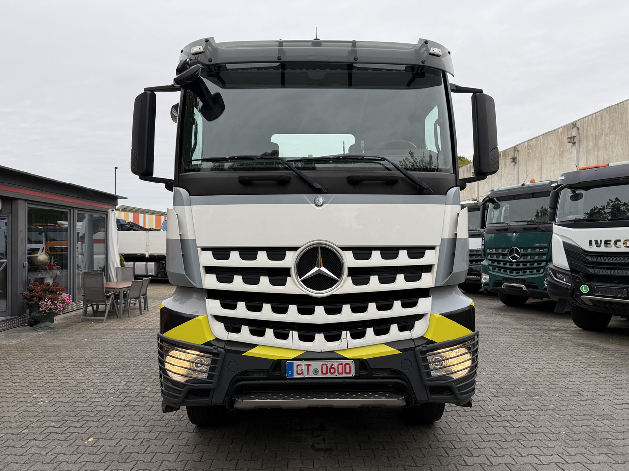Mercedes-Benz Arocs 3245 K 8X4 Haken – Leasing Mercedes-Benz Arocs 3245 K 8X4 Haken: das Bild 11 Mercedes-Benz Arocs 3245 K 8X4 Haken – Leasing Mercedes-Benz Arocs 3245 K 8X4 Haken: das Bild 11