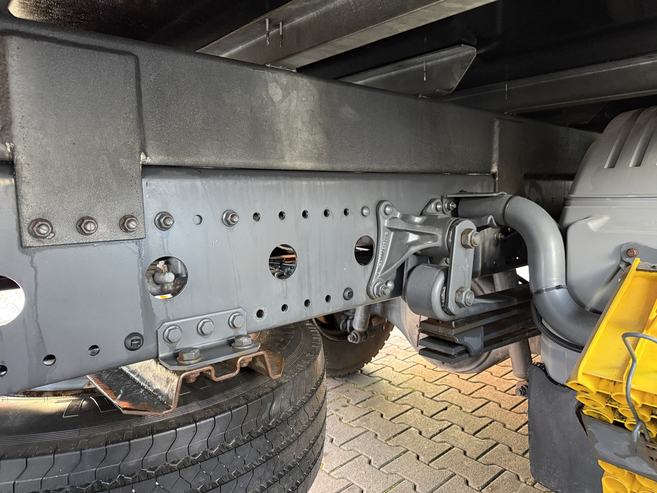 Mercedes-Benz Atego 1524 Palfinger 12002 bis 19 Meter - Pritsche LKW, Autokran: das Bild 3 Mercedes-Benz Atego 1524 Palfinger 12002 bis 19 Meter - Pritsche LKW, Autokran: das Bild 3