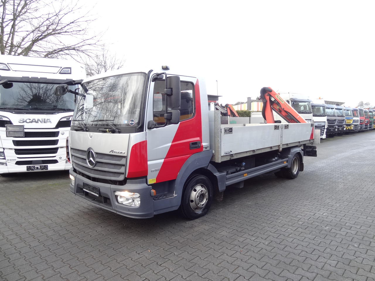 Mercedes-Benz Atego 818 Kran Palfinger 6501 - Autokran, Pritsche LKW: das Bild 1 Mercedes-Benz Atego 818 Kran Palfinger 6501 - Autokran, Pritsche LKW: das Bild 1