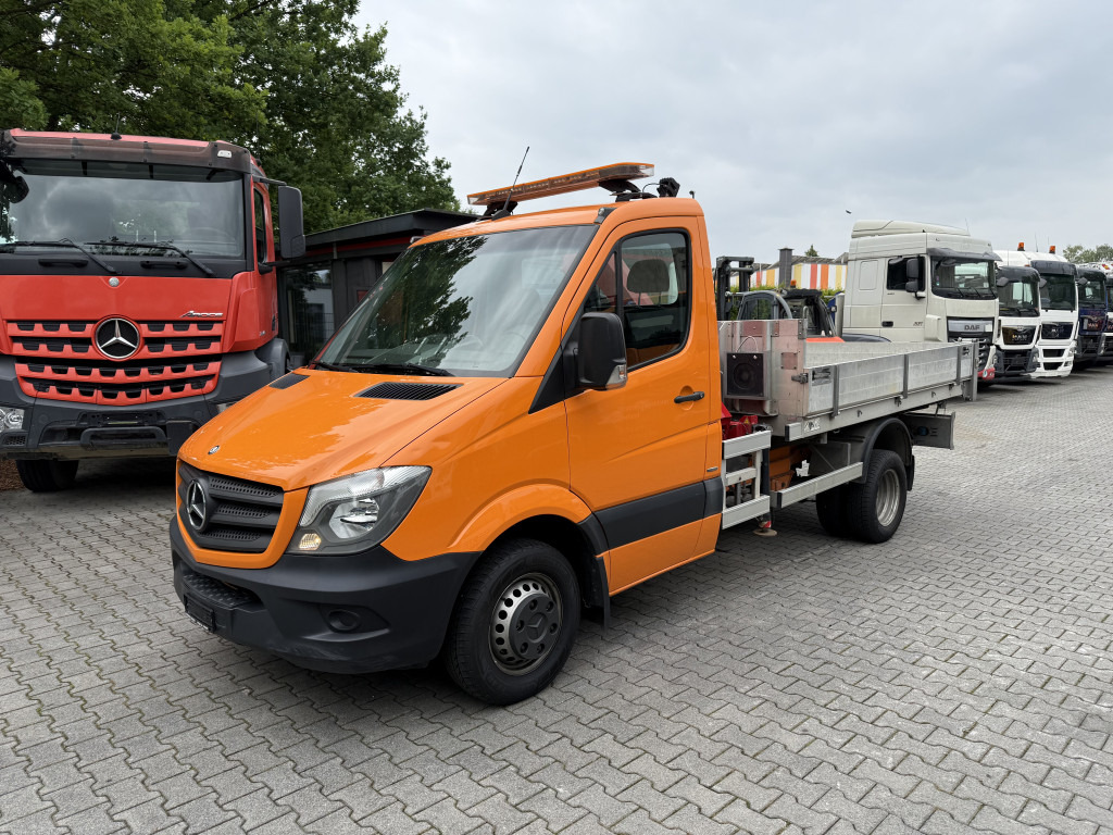 Mercedes-Benz Sprinter 516 Kipper mit Kran HMF 270 - Kipper Transporter: das Bild 1 Mercedes-Benz Sprinter 516 Kipper mit Kran HMF 270 - Kipper Transporter: das Bild 1