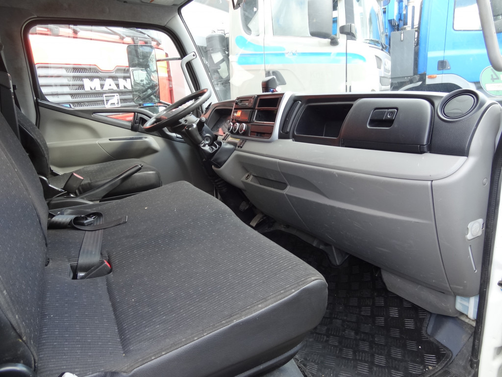 Mitsubishi Fuso 7C18 Meiller - Kipper: das Bild 5 Mitsubishi Fuso 7C18 Meiller - Kipper: das Bild 5