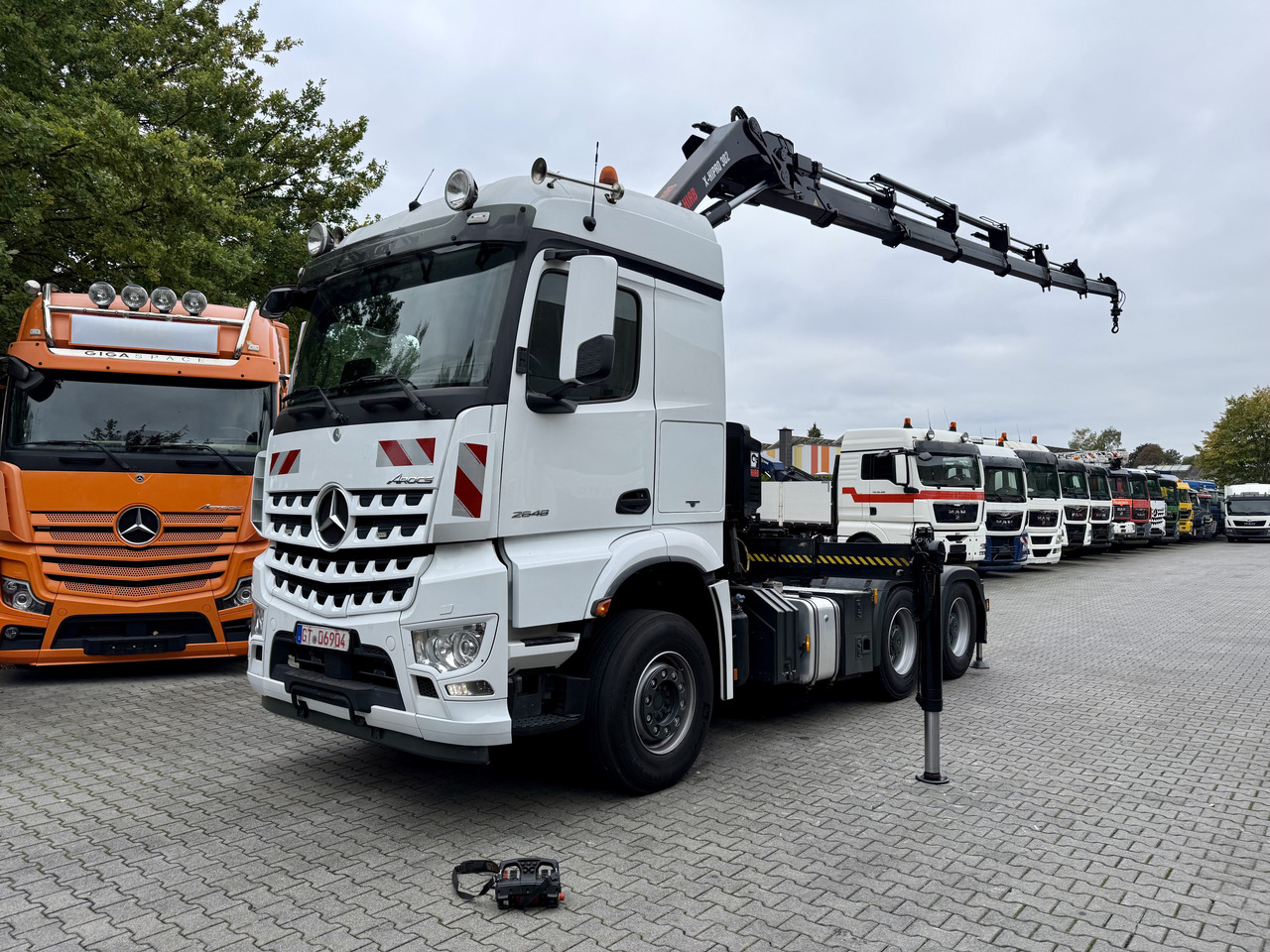 Mercedes-Benz Arocs 2648 LS 6X4 Kran Hiab X-HiPro 302 - Sattelzugmaschine: das Bild 1 Mercedes-Benz Arocs 2648 LS 6X4 Kran Hiab X-HiPro 302 - Sattelzugmaschine: das Bild 1