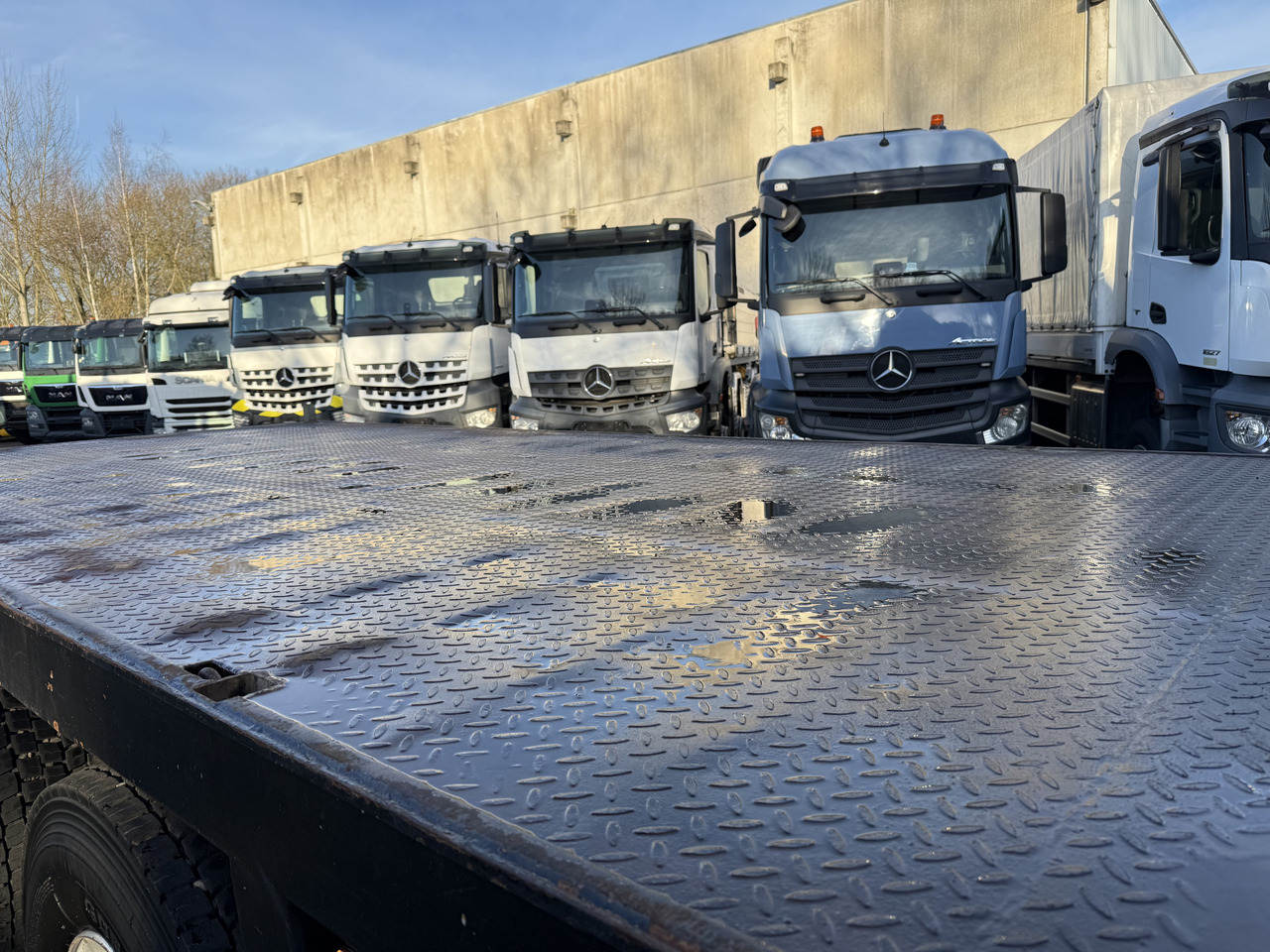 Volvo FM12 420 8X2 Kran PM 65026 bis 29 Meter - Autokran, Pritsche LKW: das Bild 4 Volvo FM12 420 8X2 Kran PM 65026 bis 29 Meter - Autokran, Pritsche LKW: das Bild 4