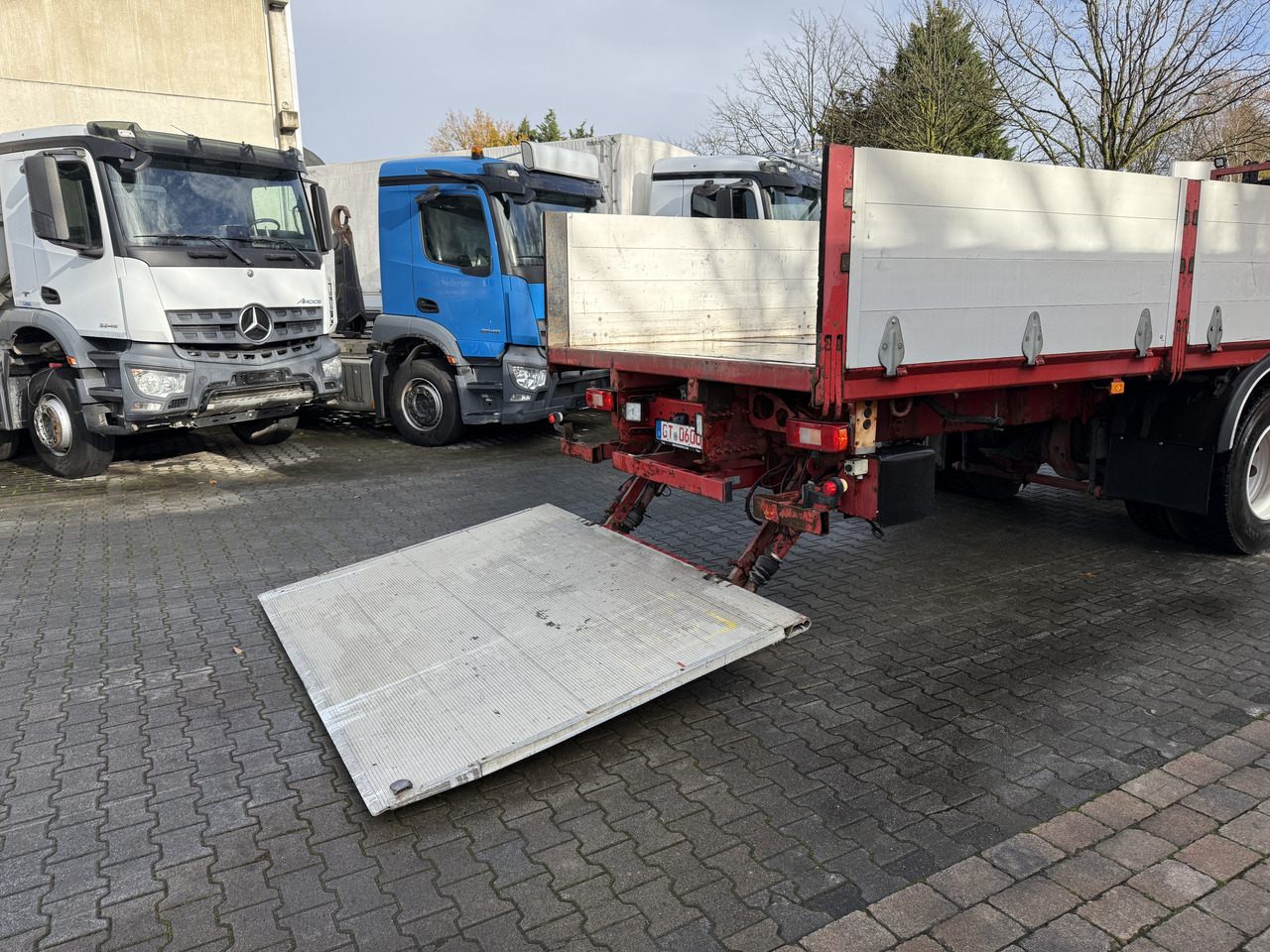 Volvo FM330 Kran Effer 165 bis 20 Meter - Autokran, Pritsche LKW: das Bild 2 Volvo FM330 Kran Effer 165 bis 20 Meter - Autokran, Pritsche LKW: das Bild 2