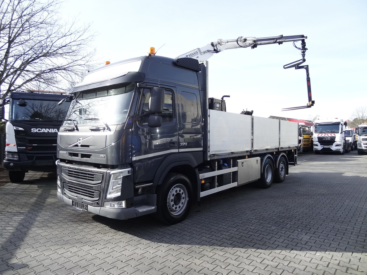 Volvo FM370 6X2*4 Kennis K14 Kran - Autokran, Pritsche LKW: das Bild 2 Volvo FM370 6X2*4 Kennis K14 Kran - Autokran, Pritsche LKW: das Bild 2