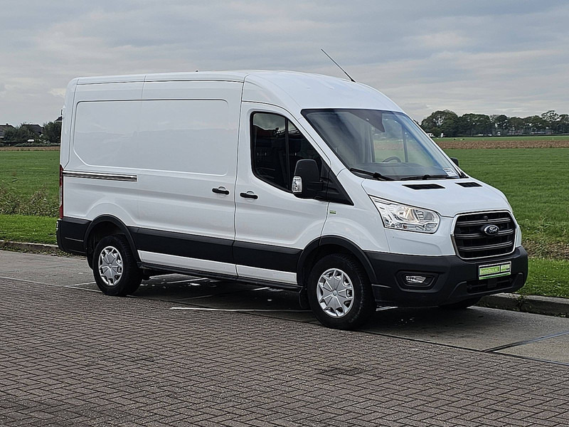 Ford Transit 2.0 TDCI 130 L2H2 - Kastenwagen: das Bild 5 Ford Transit 2.0 TDCI 130 L2H2 - Kastenwagen: das Bild 5