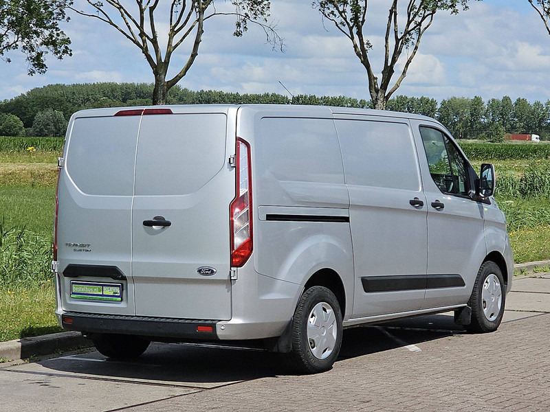Ford Transit Custom 2.0 L1H1 Navi Airco! - Kleintransporter: das Bild 3 Ford Transit Custom 2.0 L1H1 Navi Airco! - Kleintransporter: das Bild 3