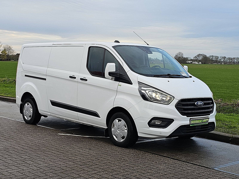 Ford Transit Custom 2.0 ac navi EURO6 - Kleintransporter: das Bild 5 Ford Transit Custom 2.0 ac navi EURO6 - Kleintransporter: das Bild 5