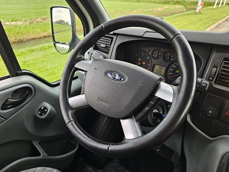 Koffer Transporter Ford Transit: das Bild 9 Koffer Transporter Ford Transit: das Bild 9