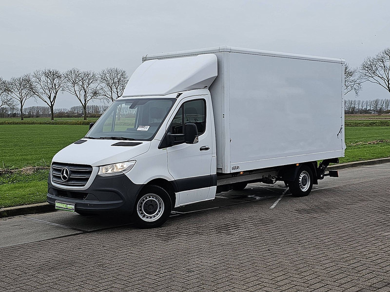 Mercedes-Benz Sprinter 316 Bakwagen Laadklep! - Koffer Transporter: das Bild 2 Mercedes-Benz Sprinter 316 Bakwagen Laadklep! - Koffer Transporter: das Bild 2