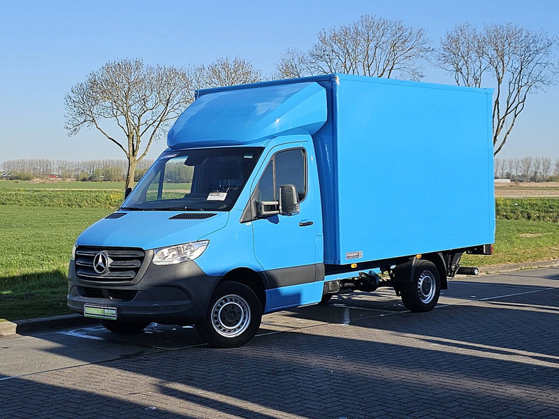 Mercedes-Benz Sprinter 316 Bakwagen Laadklep! - Koffer Transporter: das Bild 2 Mercedes-Benz Sprinter 316 Bakwagen Laadklep! - Koffer Transporter: das Bild 2