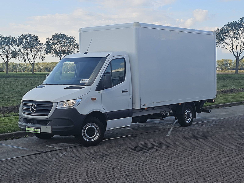 Mercedes-Benz Sprinter 316 Bakwagen Laadklep! - Koffer Transporter: das Bild 2 Mercedes-Benz Sprinter 316 Bakwagen Laadklep! - Koffer Transporter: das Bild 2