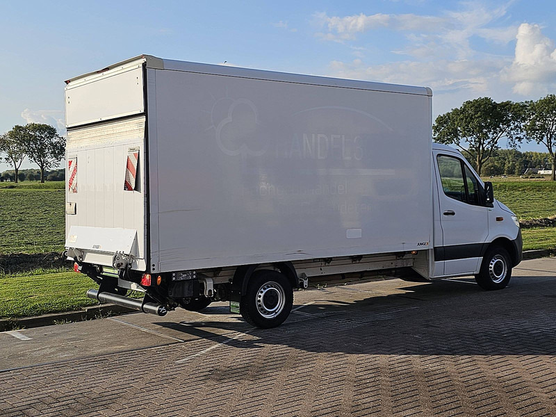 Mercedes-Benz Sprinter 316 Bakwagen Laadklep! - Koffer Transporter: das Bild 3 Mercedes-Benz Sprinter 316 Bakwagen Laadklep! - Koffer Transporter: das Bild 3