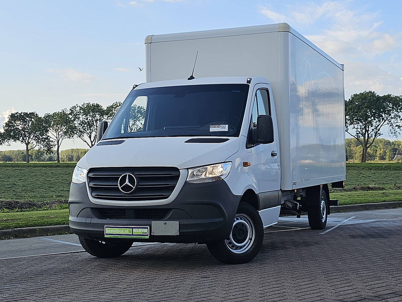 Mercedes-Benz Sprinter 316 Bakwagen Laadklep! - Koffer Transporter: das Bild 1 Mercedes-Benz Sprinter 316 Bakwagen Laadklep! - Koffer Transporter: das Bild 1